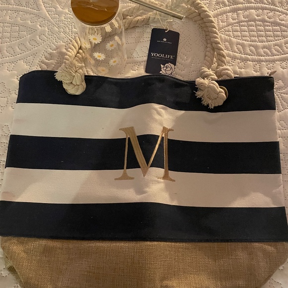 Beach Bag and Drinking Glass with lid and reusable straw - Picture 16 of 16